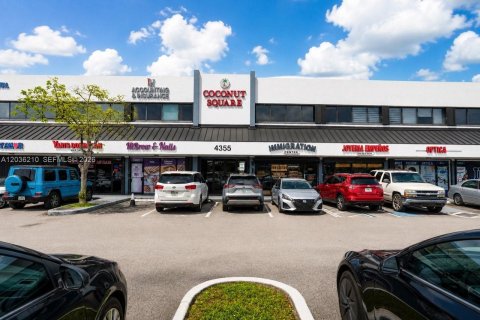 Immobilier commercial à vendre à Hialeah, Floride № 2084238 - photo 6