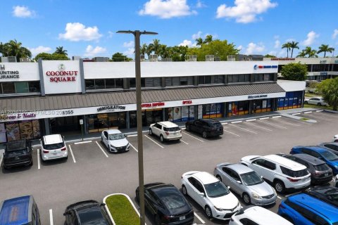 Immobilier commercial à vendre à Hialeah, Floride № 2084238 - photo 3