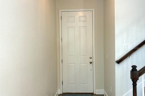 Townhouse in Lutz, Florida 4 bedrooms, 243.22 sq.m. № 2348035 - photo 12