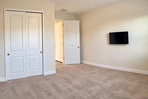 Townhouse in Lutz, Florida 4 bedrooms, 243.22 sq.m. № 2348035 - photo 18