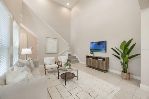 House in Orlando, Florida 3 bedrooms, 162.95 sq.m. № 1831802 - photo 8