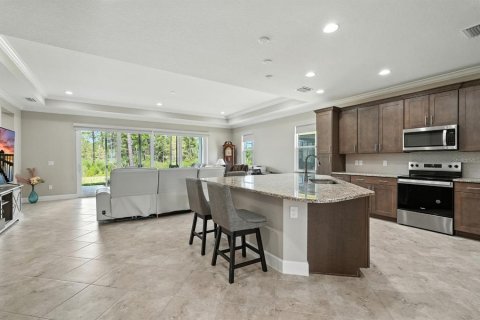 Casa en venta en Daytona Beach, Florida, 3 dormitorios, 200.76 m2 № 1905518 - foto 2