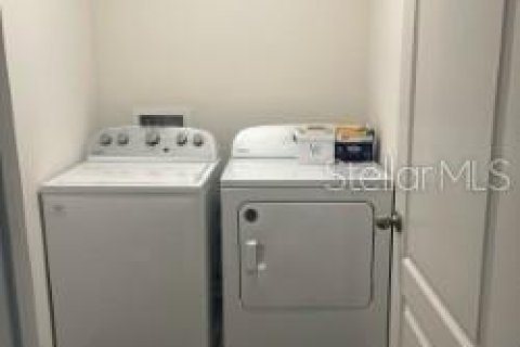 Townhouse in Tavares, Florida 3 bedrooms, 172.61 sq.m. № 1803138 - photo 16