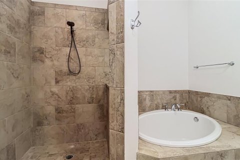 Снять в аренду кондоминиум в Винтер-Парк, Флорида 6 комнат, 265.7м2, № 2423915 - фото 24