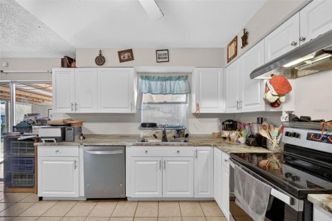 Villa ou maison à vendre à Auburndale, Floride: 3 chambres, 97.55 m2 № 2145318 - photo 18