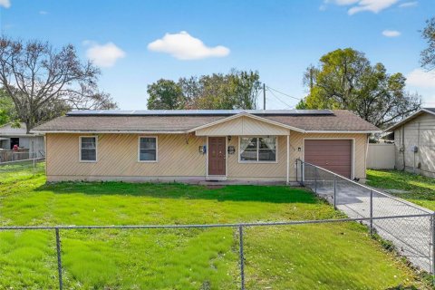 Villa ou maison à vendre à Auburndale, Floride: 3 chambres, 97.55 m2 № 2145318 - photo 2