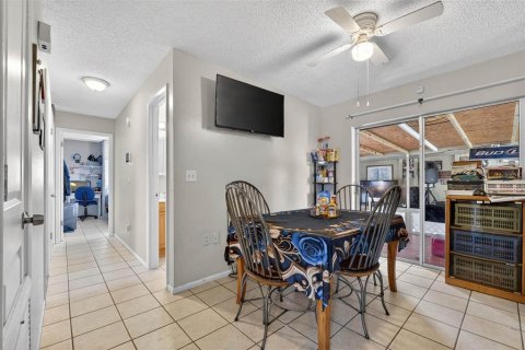 Villa ou maison à vendre à Auburndale, Floride: 3 chambres, 97.55 m2 № 2145318 - photo 22