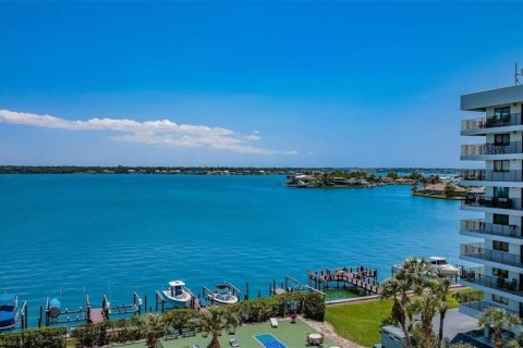 Copropriété à vendre à Clearwater, Floride: 2 chambres, 142.14 m2 № 2425579 - photo 29