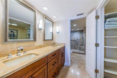 Copropriété à vendre à Clearwater, Floride: 2 chambres, 142.14 m2 № 2425579 - photo 11