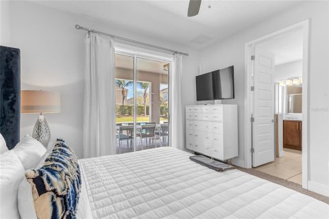 Casa en venta en Kissimmee, Florida, 8 dormitorios, 374.67 m2 № 1583717 - foto 22