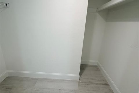 Copropriété à vendre à Fort Myers, Floride: 2 chambres, 82.87 m2 № 2236917 - photo 17
