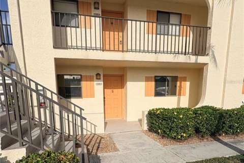Condo à Fort Myers, Floride, 2 chambres № 2236917