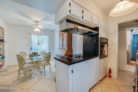 Casa en venta en Ormond Beach, Florida, 3 dormitorios, 150.87 m2 № 1856026 - foto 14