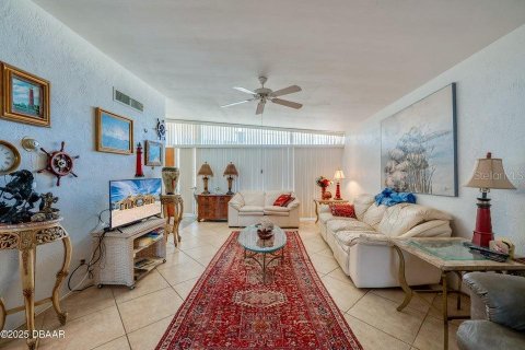 Casa en venta en Ormond Beach, Florida, 3 dormitorios, 150.87 m2 № 1856026 - foto 9