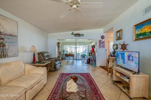 Casa en venta en Ormond Beach, Florida, 3 dormitorios, 150.87 m2 № 1856026 - foto 4
