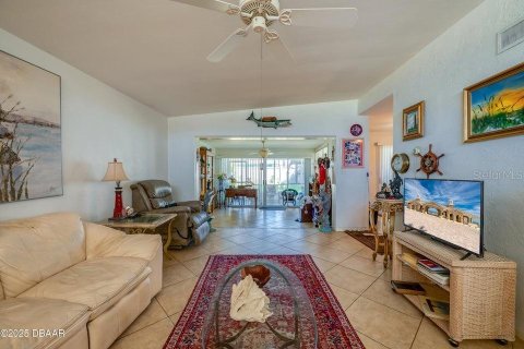 Casa en venta en Ormond Beach, Florida, 3 dormitorios, 150.87 m2 № 1856026 - foto 5