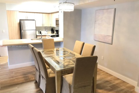 Condominio en alquiler en Aventura, Florida, 2 dormitorios, 109.62 m2 № 2027483 - foto 2