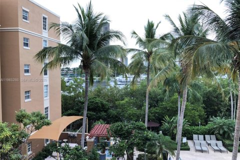 Condominio en alquiler en Aventura, Florida, 2 dormitorios, 109.62 m2 № 2027483 - foto 12
