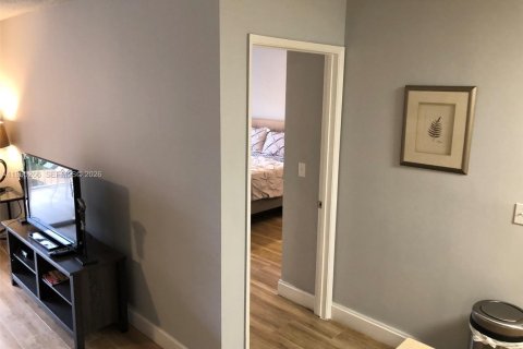 Condominio en alquiler en Aventura, Florida, 2 dormitorios, 109.62 m2 № 2027483 - foto 30