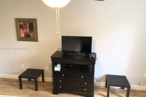 Condominio en alquiler en Aventura, Florida, 2 dormitorios, 109.62 m2 № 2027483 - foto 26