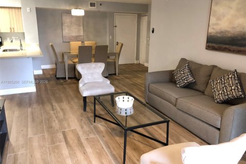 Condominio en alquiler en Aventura, Florida, 2 dormitorios, 109.62 m2 № 2027483 - foto 14