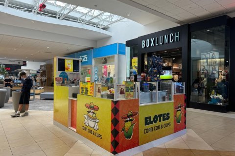 Commercial property in Coral Springs, Florida № 1965374 - photo 8