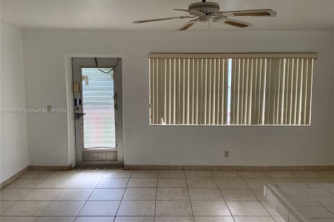 Купить кондоминиум в Уэст-Палм-Бич, Флорида 1 спальня, 65.22м2, № 1957803 - фото 11