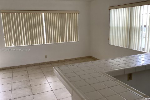 Купить кондоминиум в Уэст-Палм-Бич, Флорида 1 спальня, 65.22м2, № 1957803 - фото 12