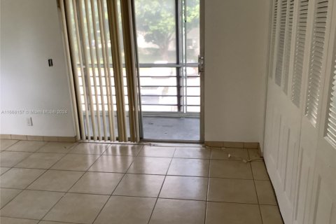 Купить кондоминиум в Уэст-Палм-Бич, Флорида 1 спальня, 65.22м2, № 1957803 - фото 20