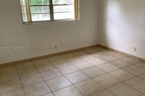 Купить кондоминиум в Уэст-Палм-Бич, Флорида 1 спальня, 65.22м2, № 1957803 - фото 5