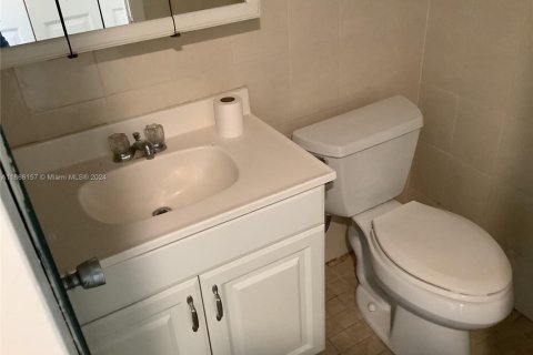 Купить кондоминиум в Уэст-Палм-Бич, Флорида 1 спальня, 65.22м2, № 1957803 - фото 27