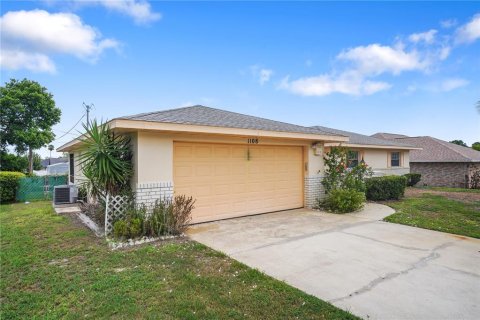 House in Deltona, Florida 3 bedrooms, 165.46 sq.m. № 1893930 - photo 5