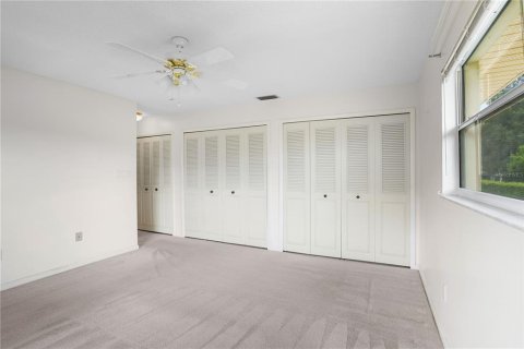 House in Deltona, Florida 3 bedrooms, 165.46 sq.m. № 1893930 - photo 23