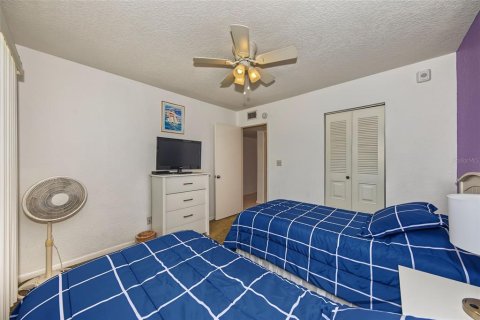 Copropriété à vendre à Saint Petersburg, Floride: 2 chambres, 105.44 m2 № 2419792 - photo 24