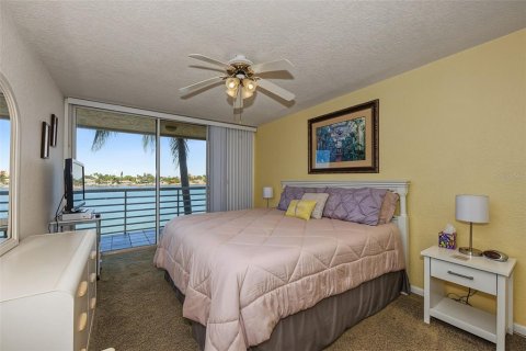 Copropriété à vendre à Saint Petersburg, Floride: 2 chambres, 105.44 m2 № 2419792 - photo 18