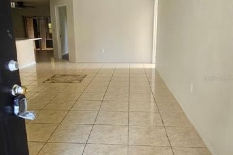 House in Kissimmee, Florida 4 bedrooms, 153.57 sq.m. № 1848625 - photo 3