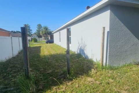 House in Kissimmee, Florida 4 bedrooms, 153.57 sq.m. № 1848625 - photo 16