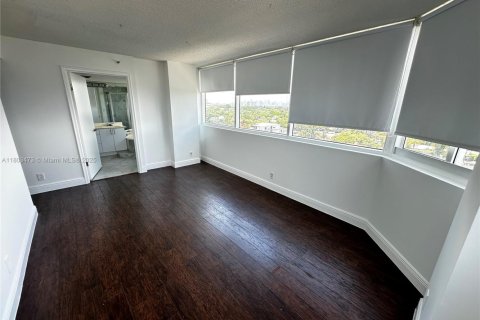 Купить кондоминиум в Майами-Бич, Флорида 2 спальни, 111.48м2, № 2057534 - фото 7