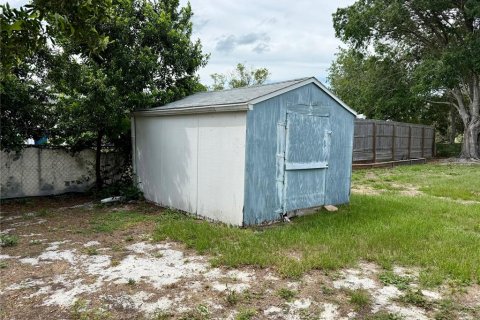 House in Spring Hill, Florida 2 bedrooms, 95.22 sq.m. № 2156470 - photo 21