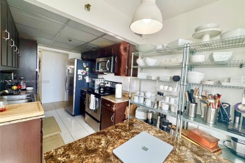 Купить кондоминиум в Санни-Айлс-Бич, Флорида 2 спальни, 140м2, № 1965790 - фото 20