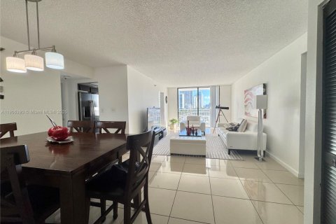 Купить кондоминиум в Санни-Айлс-Бич, Флорида 2 спальни, 140м2, № 1965790 - фото 13