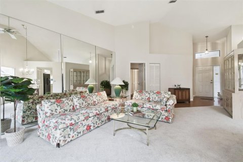 House in New Port Richey, Florida 3 bedrooms, 149.39 sq.m. № 1563568 - photo 14