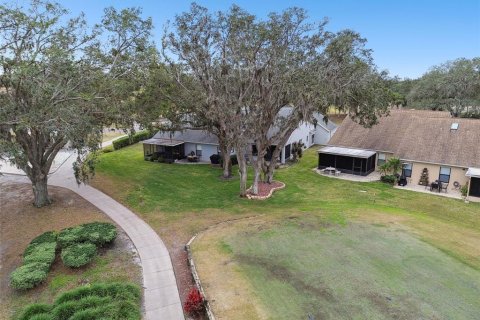 House in New Port Richey, Florida 3 bedrooms, 149.39 sq.m. № 1563568 - photo 4