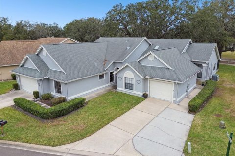 House in New Port Richey, Florida 3 bedrooms, 149.39 sq.m. № 1563568 - photo 7