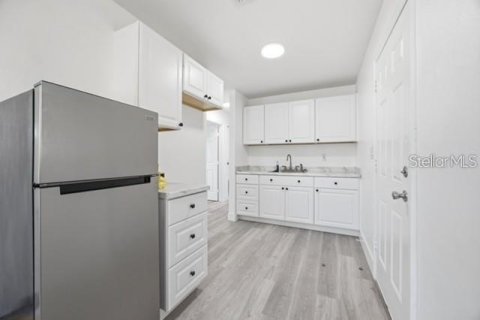 Villa ou maison à louer à Winter Garden, Floride: 3 chambres, 75.62 m2 № 2296952 - photo 7