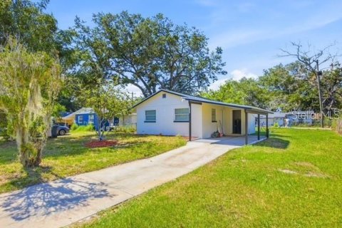 Casa en Winter Garden, Florida 3 dormitorios, 75.62 m2 № 2296952
