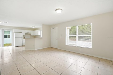 Снять в аренду виллу или дом в Тампа, Флорида 3 спальни, 111.48м2, № 2099842 - фото 4