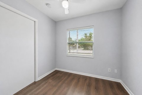Villa ou maison à vendre à West Palm Beach, Floride: 4 chambres, 91.42 m2 № 2268669 - photo 6