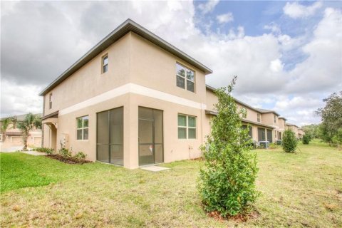 Townhouse in New Port Richey, Florida 3 bedrooms, 163.51 sq.m. № 2218165 - photo 22