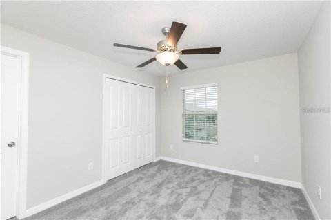 Townhouse in New Port Richey, Florida 3 bedrooms, 163.51 sq.m. № 2218165 - photo 20